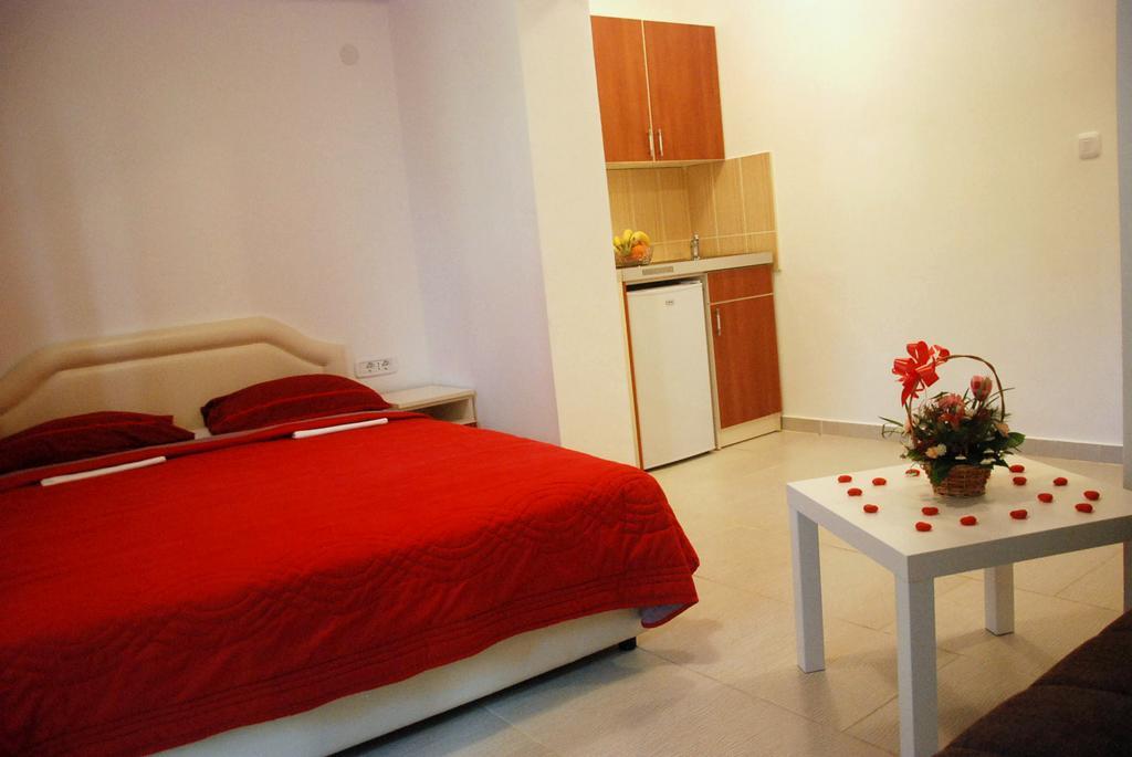 Apartmani Bonik Будва Стая снимка