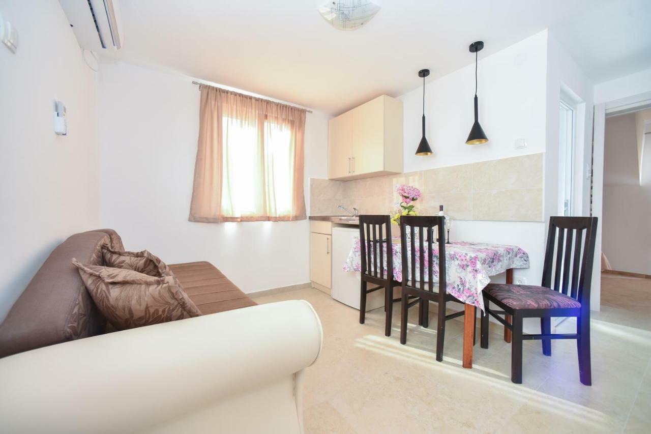 Apartmani Bonik Будва Екстериор снимка