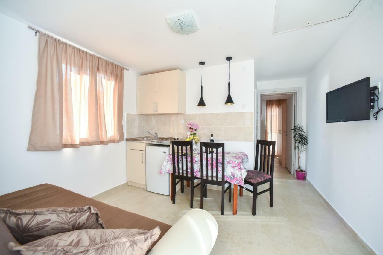 Apartmani Bonik Будва Екстериор снимка
