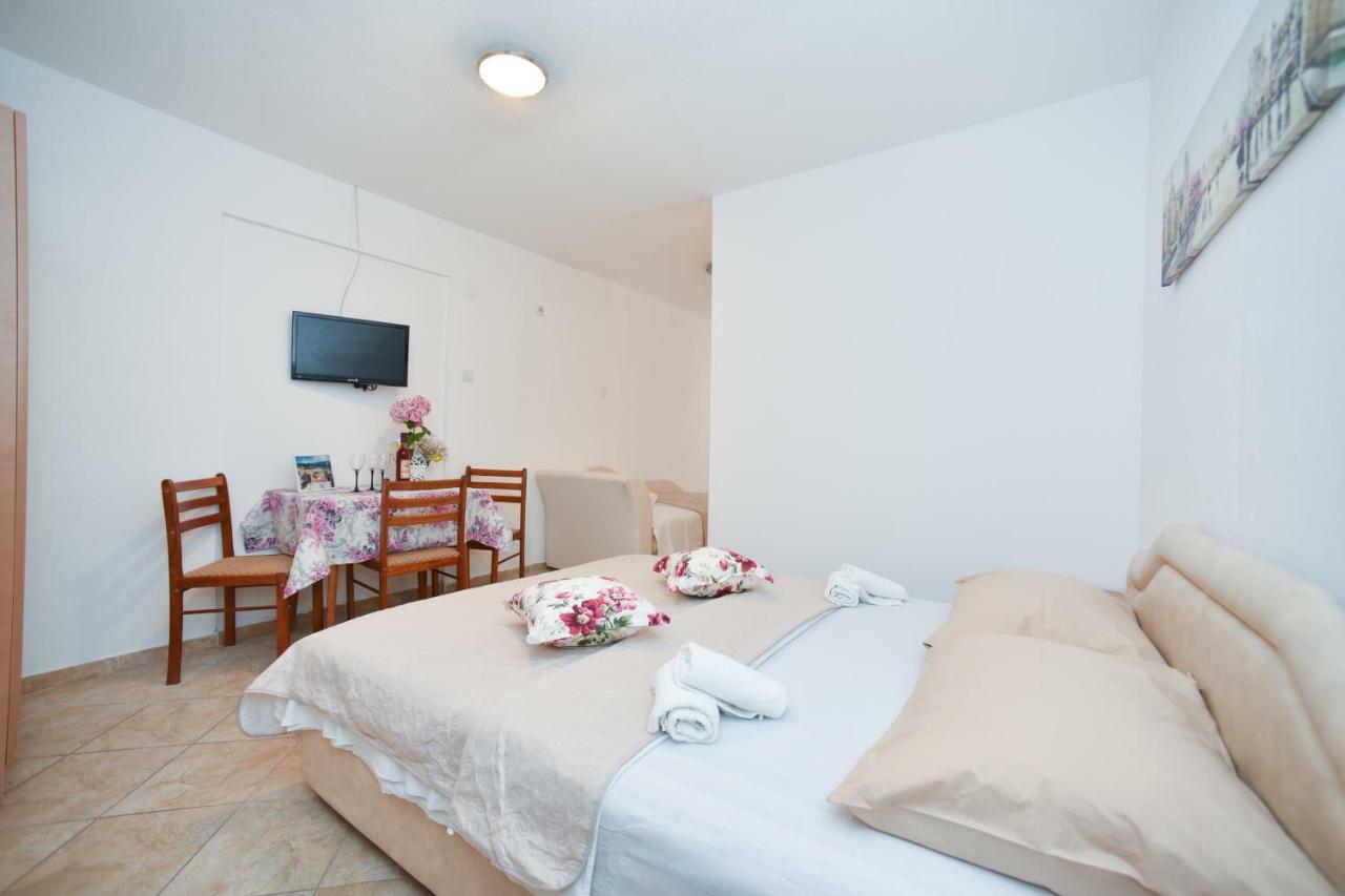 Apartmani Bonik Будва Екстериор снимка