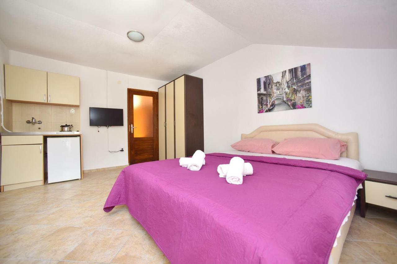 Apartmani Bonik Будва Екстериор снимка