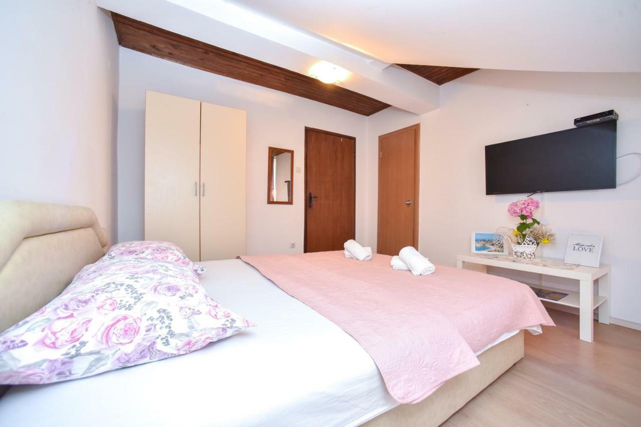 Apartmani Bonik Будва Екстериор снимка